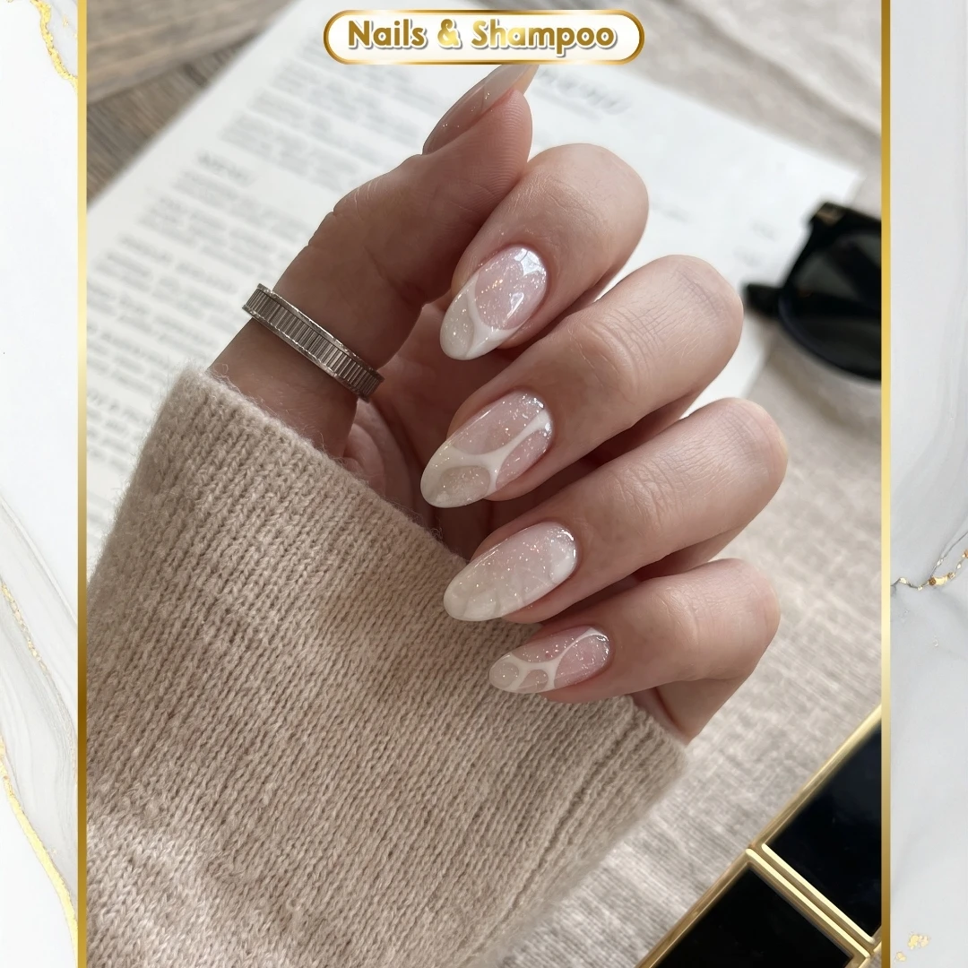 Gel nails art